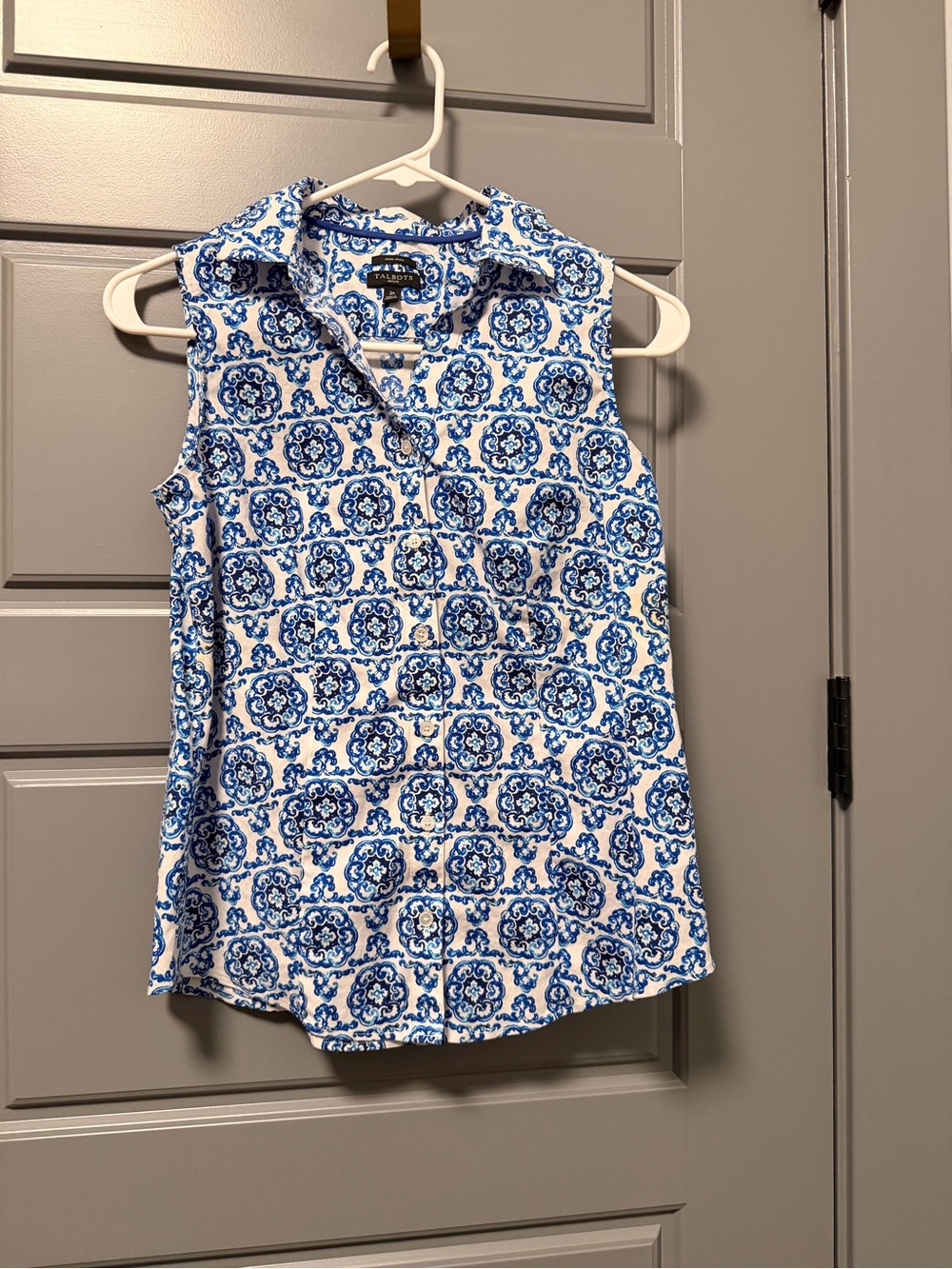 Talbots Blue & White Sleeveless Printed Button-Front Non-Iron 2P